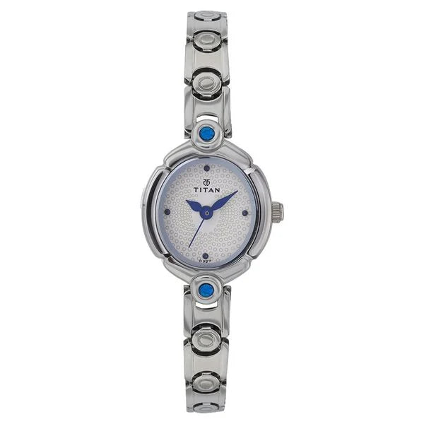 Titan Quartz Analog White Dial Watch for Women 2467SM01
