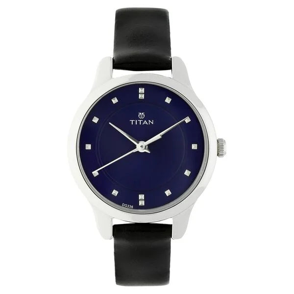 Women's Chic minimalist watch with Blue dial and leather strap